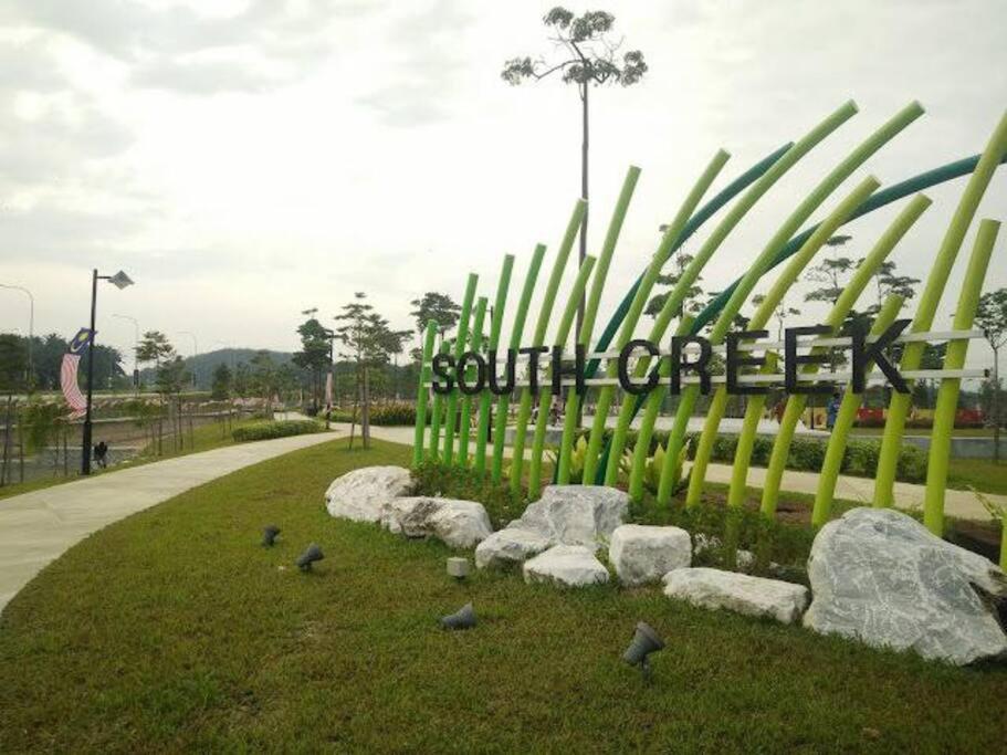 Spring Fields Homestay By Sizma Semenyih Exterior foto