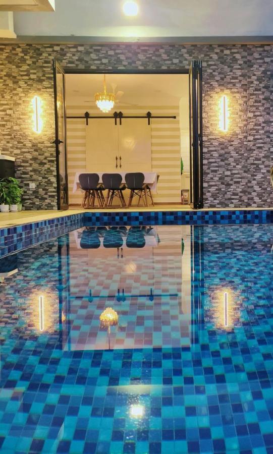 Spring Fields Homestay By Sizma Semenyih Exterior foto